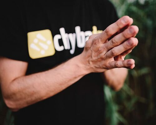 hands-man-lifestyle-male