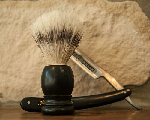razor-beard-barber-badger